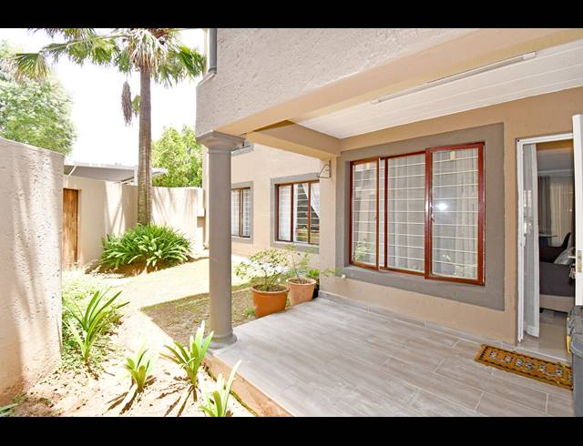 2 BEDROOM APARTMENT FOR SALE IN CRAIGHALL